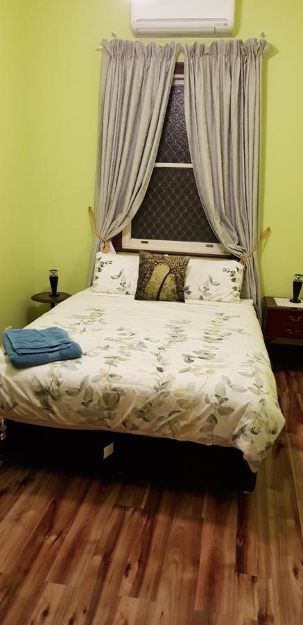 Allora House Калгурли Екстериор снимка